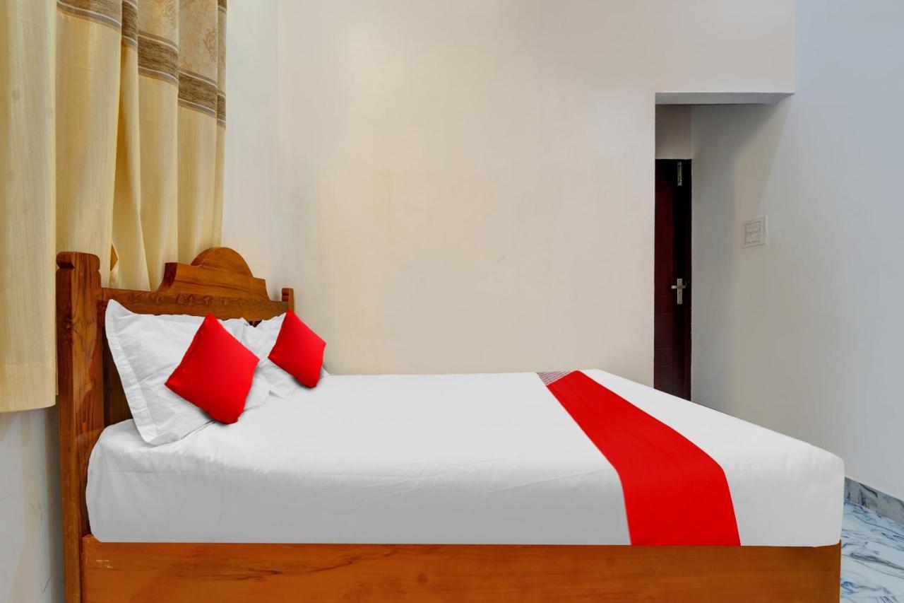 Flagship Sri Kamatchi Hotel & Rooms Madurai Ngoại thất bức ảnh