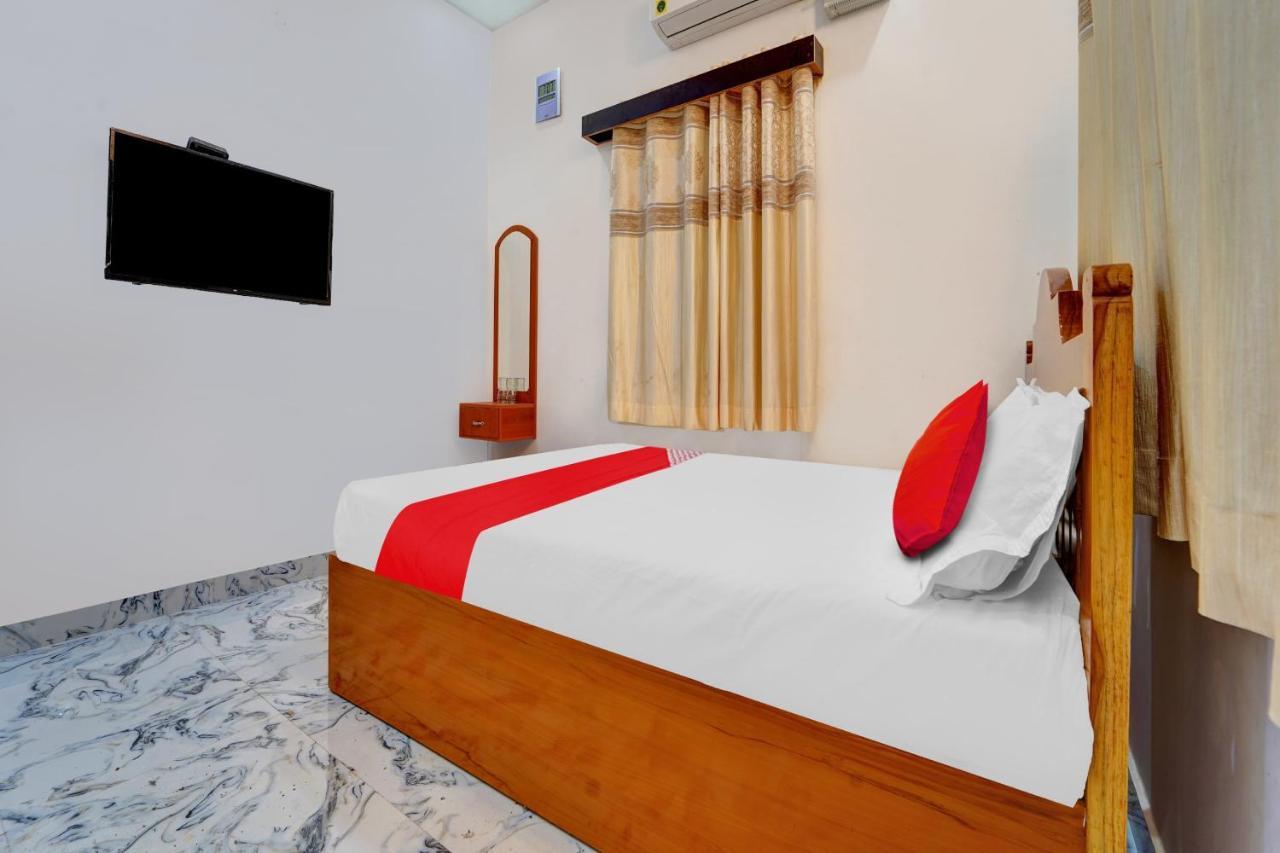Flagship Sri Kamatchi Hotel & Rooms Madurai Ngoại thất bức ảnh