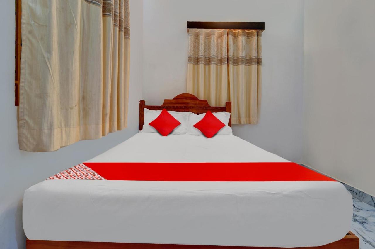 Flagship Sri Kamatchi Hotel & Rooms Madurai Ngoại thất bức ảnh