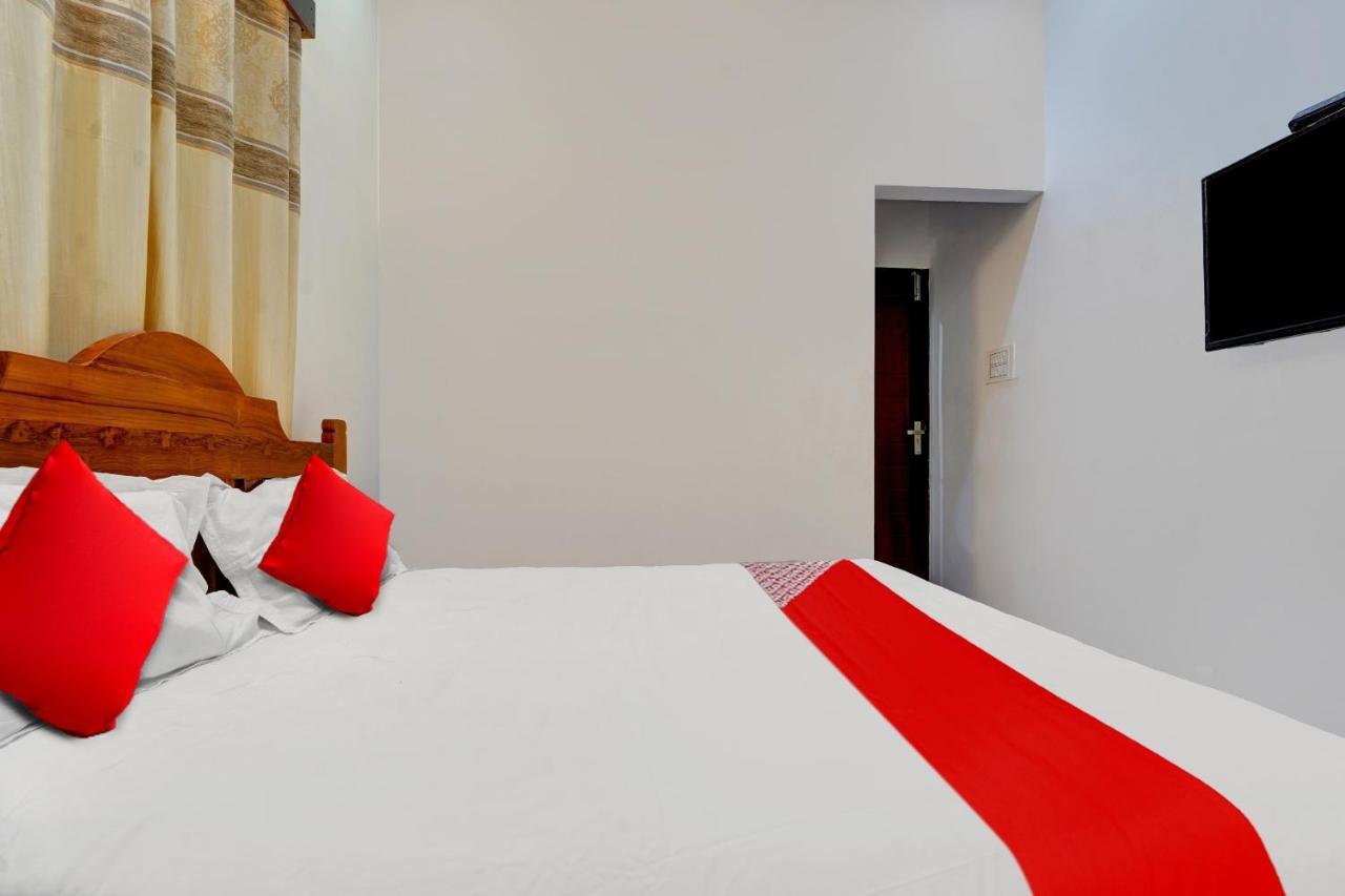 Flagship Sri Kamatchi Hotel & Rooms Madurai Ngoại thất bức ảnh