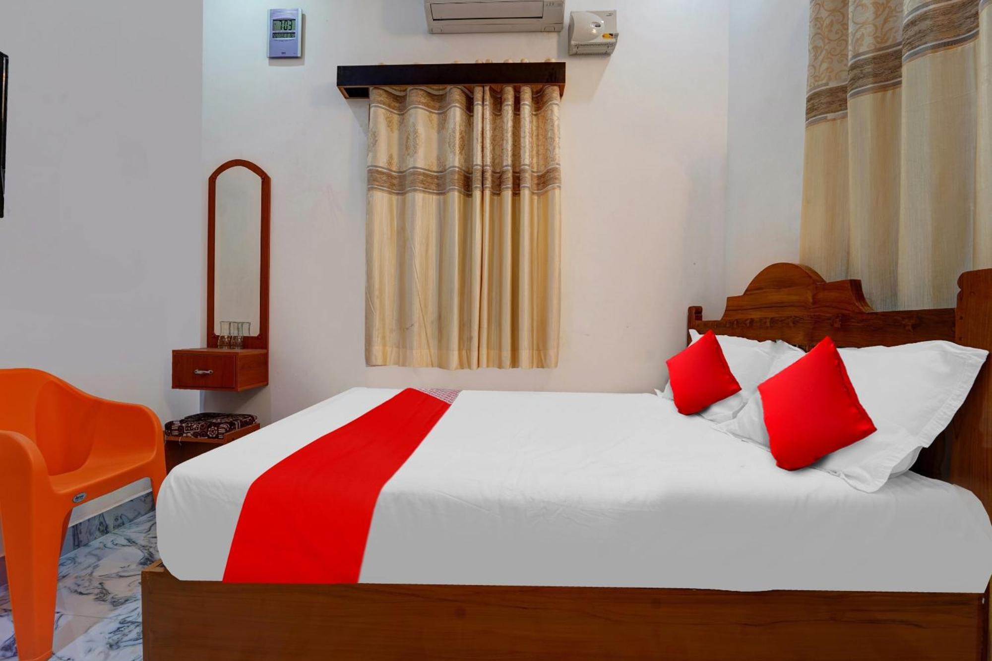Flagship Sri Kamatchi Hotel & Rooms Madurai Ngoại thất bức ảnh